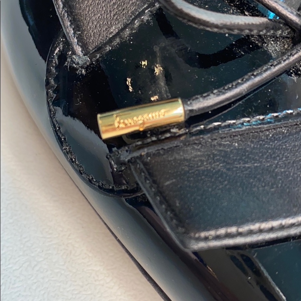 Ferragamo black bow patent kitten heels 8 B - Picture 3 of 16